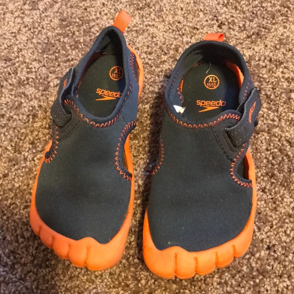 little boys water shoes